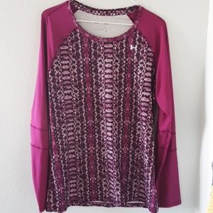 Under Armor heat° gear top